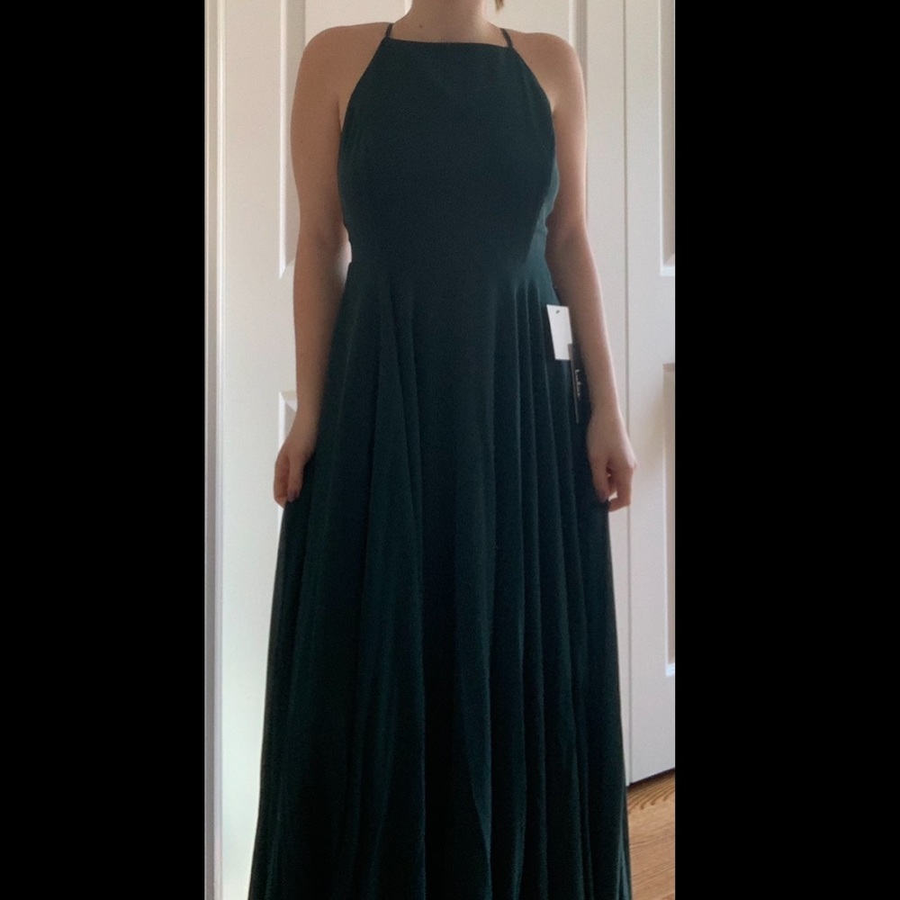 Lulu’s High-neck Cross-Back Gown